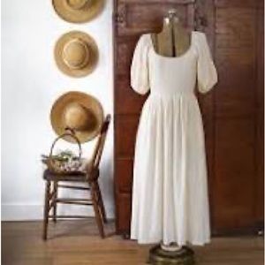 NWOT Little Cottonwood Brooke Dress Medium, White